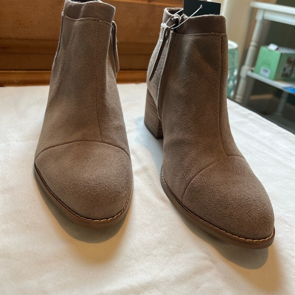 Toms Loren Suede and Felt Ankle boot/bootie Taupe Gray Women’s Sz 11 NWT - Picture 4 of 12
